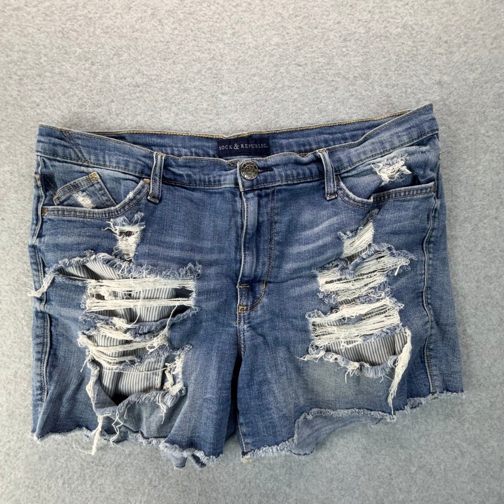 Rock & Republic Hula Distressed Denim Shorts Blue Size 18 R311023 Skull Logo